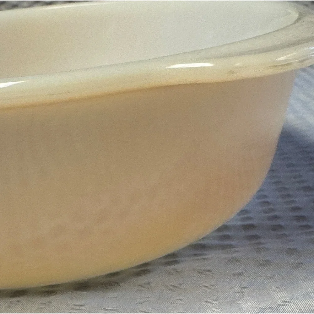 Vintage Anchor Hocking Fire King Peach Luster 1.5 Qt. #447 Casserole Dish‎ EUC